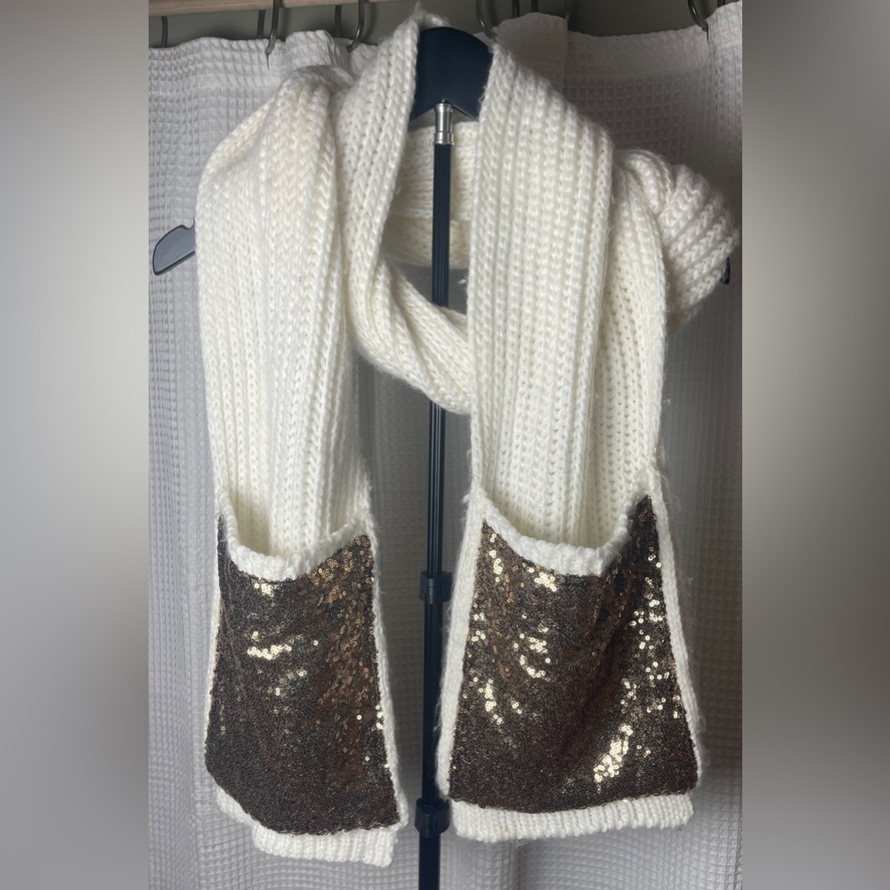 INC International Concepts Oversize Knit Sequined Pocket Scarf Ivory-Gold